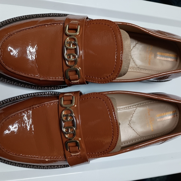 Sam Edelman Brown Loafers with Gold Chain Accent - Picture 6 of 9